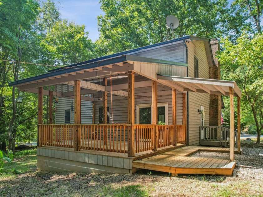 2034 Fairhill Circle, Rock Hill, SC 29732.  MLS# CAR4426830, YatesRealty ID 52189. 