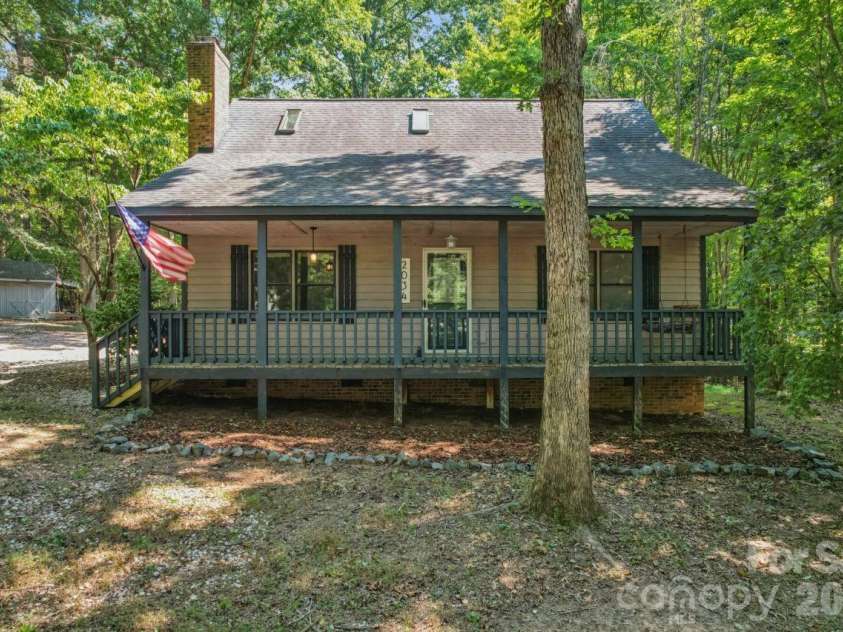 2034 Fairhill Circle, Rock Hill, SC 29732.  MLS# CAR4426830, YatesRealty ID 52189. 