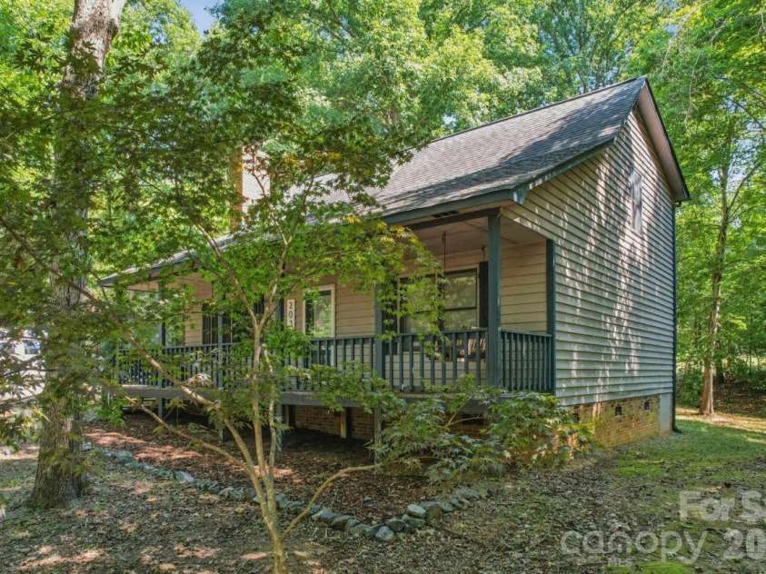 2034 Fairhill Circle, Rock Hill, SC 29732.  MLS# CAR4426830, YatesRealty ID 52189. 