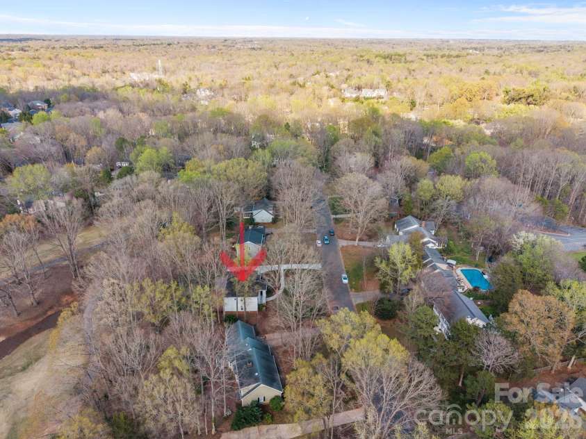 9424 Whitethorn Drive, Charlotte, NC 28277.  MLS# CAR4357785, YatesRealty ID 5219. 