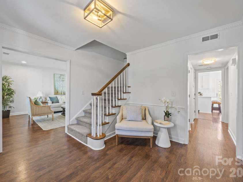 9424 Whitethorn Drive, Charlotte, NC 28277.  MLS# CAR4357785, YatesRealty ID 5219. 