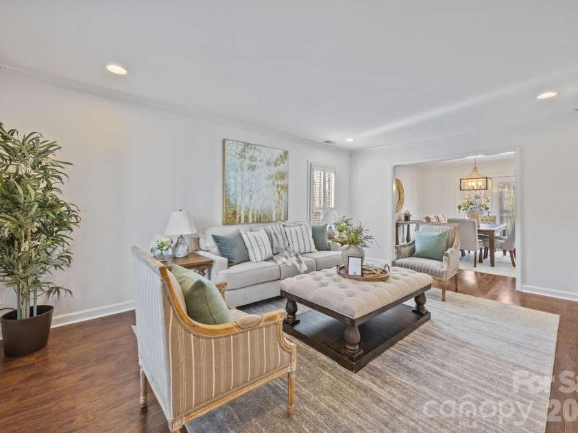 9424 Whitethorn Drive, Charlotte, NC 28277.  MLS# CAR4357785, YatesRealty ID 5219. 