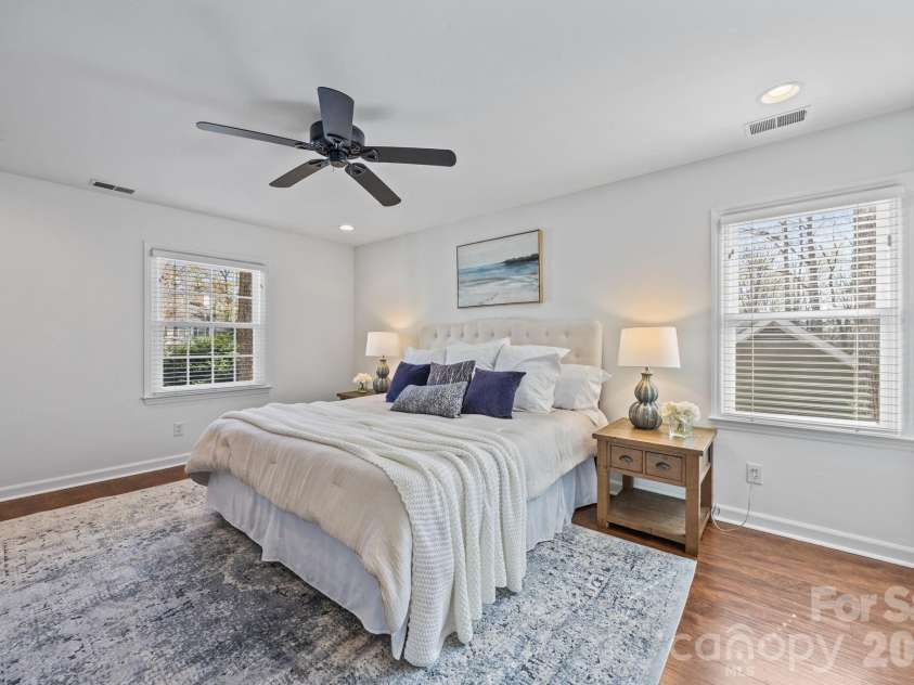 9424 Whitethorn Drive, Charlotte, NC 28277.  MLS# CAR4357785, YatesRealty ID 5219. 