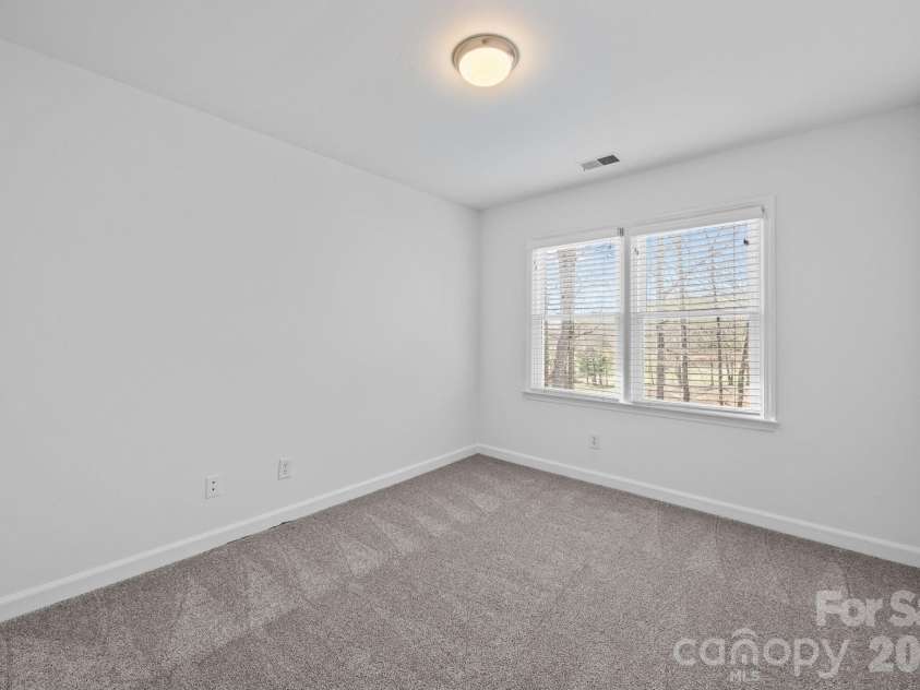 9424 Whitethorn Drive, Charlotte, NC 28277.  MLS# CAR4357785, YatesRealty ID 5219. 