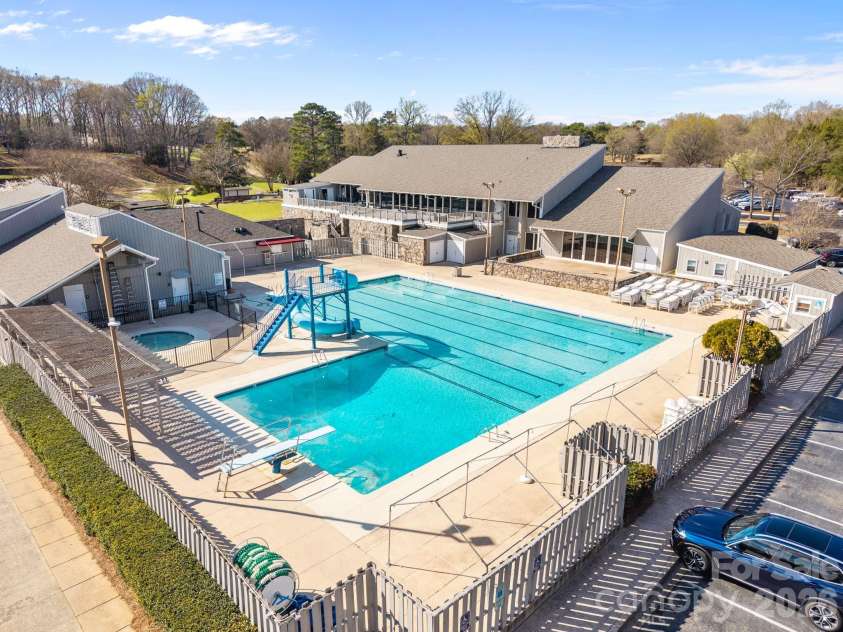 9424 Whitethorn Drive, Charlotte, NC 28277.  MLS# CAR4357785, YatesRealty ID 5219. 