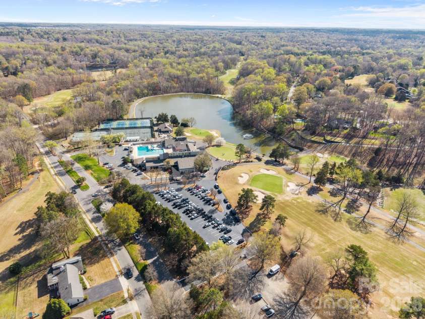 9424 Whitethorn Drive, Charlotte, NC 28277.  MLS# CAR4357785, YatesRealty ID 5219. 