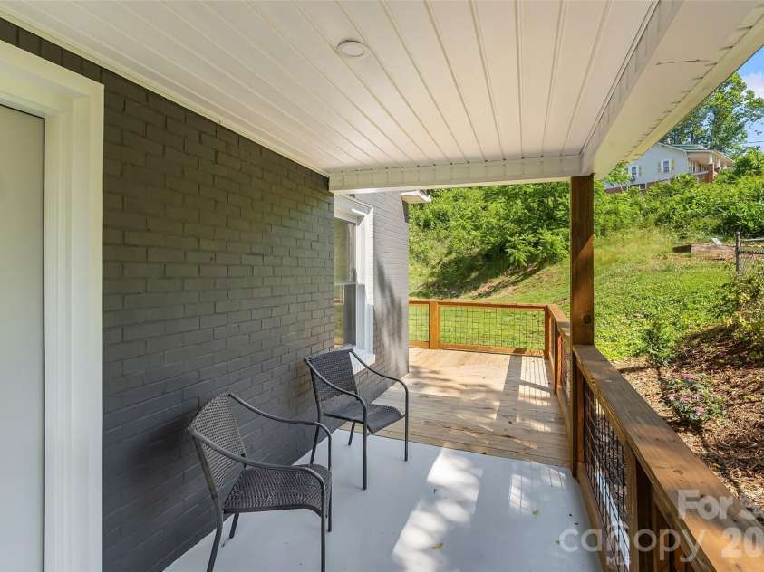 790 Tate Street, Marion, NC 28752.  MLS# CAR4426899, YatesRealty ID 52190. 