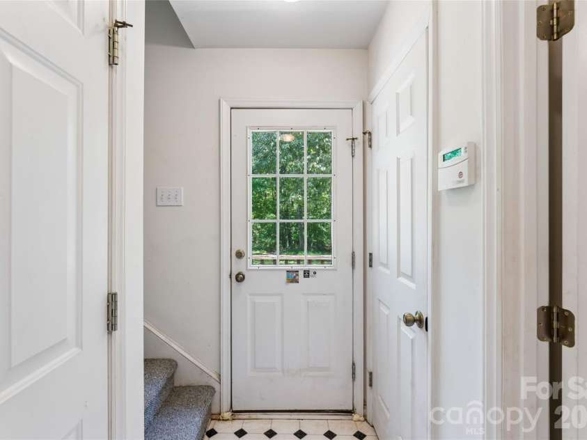 7500 Plott Road, Charlotte, NC 28215.  MLS# CAR4426920, YatesRealty ID 52192. 