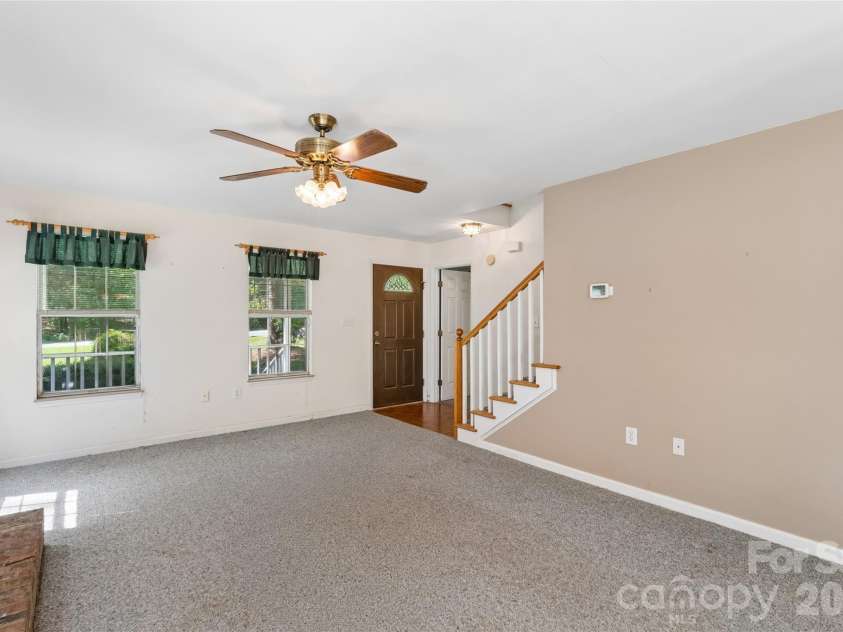 7500 Plott Road, Charlotte, NC 28215.  MLS# CAR4426920, YatesRealty ID 52192. 