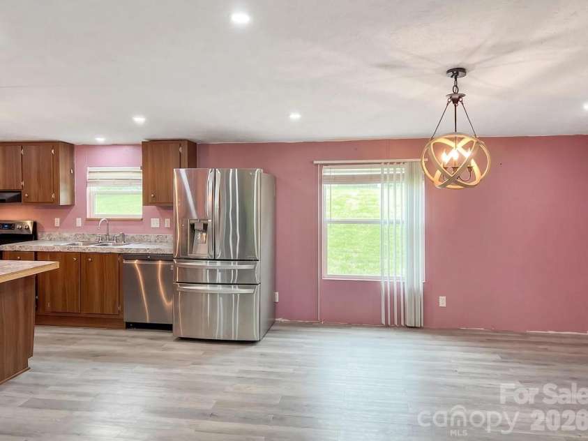 1860 Springvale Road, Lugoff, SC 29078.  MLS# CAR4426915, YatesRealty ID 52196. 