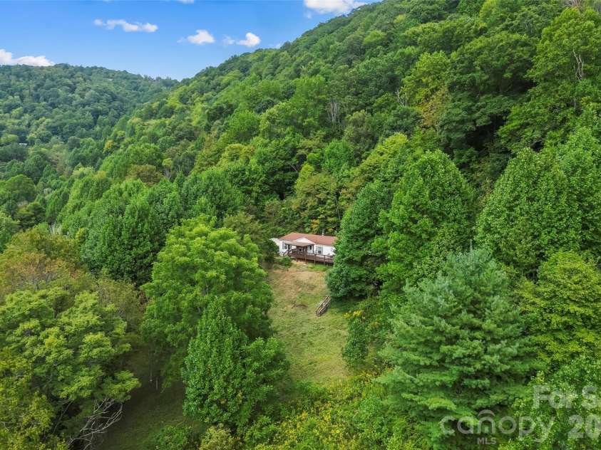 245 Merry Way, Clyde, NC 28721.  MLS# CAR4419042, YatesRealty ID 52197. 