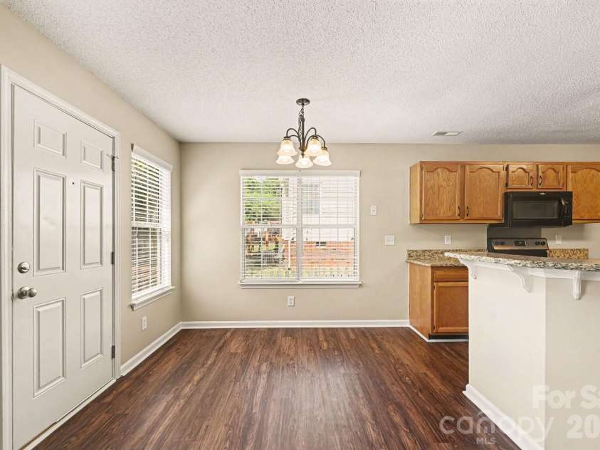 7117 Daerwood Place, Charlotte, NC 28215.  MLS# CAR4426773, YatesRealty ID 52199. 