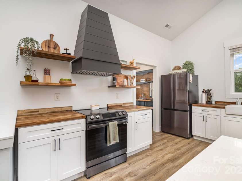 127 Beacon Ridge Drive, Stony Point, NC 28678.  MLS# CAR4293388, YatesRealty ID 5220. 