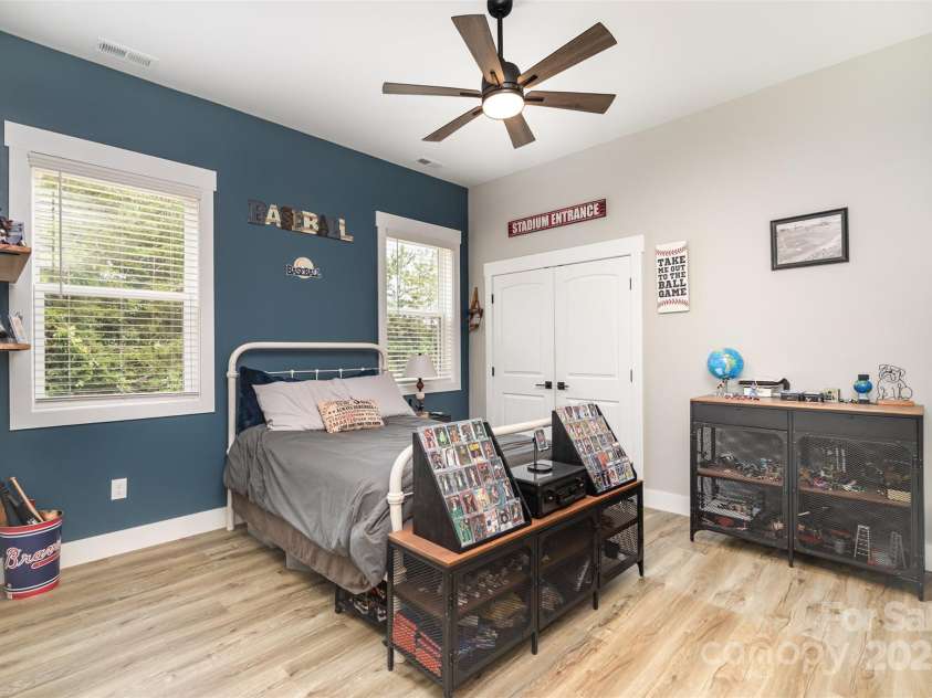 127 Beacon Ridge Drive, Stony Point, NC 28678.  MLS# CAR4293388, YatesRealty ID 5220. 