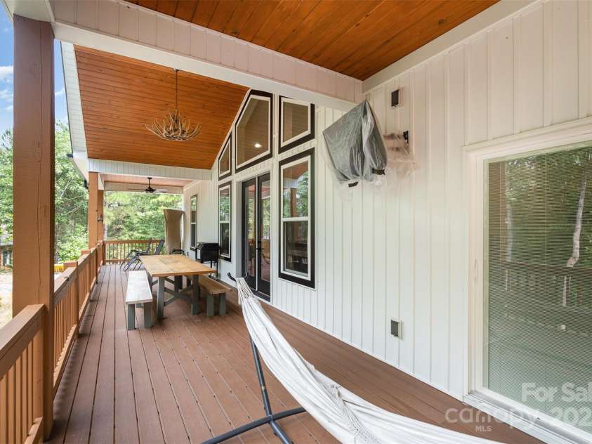 127 Beacon Ridge Drive, Stony Point, NC 28678.  MLS# CAR4293388, YatesRealty ID 5220. 