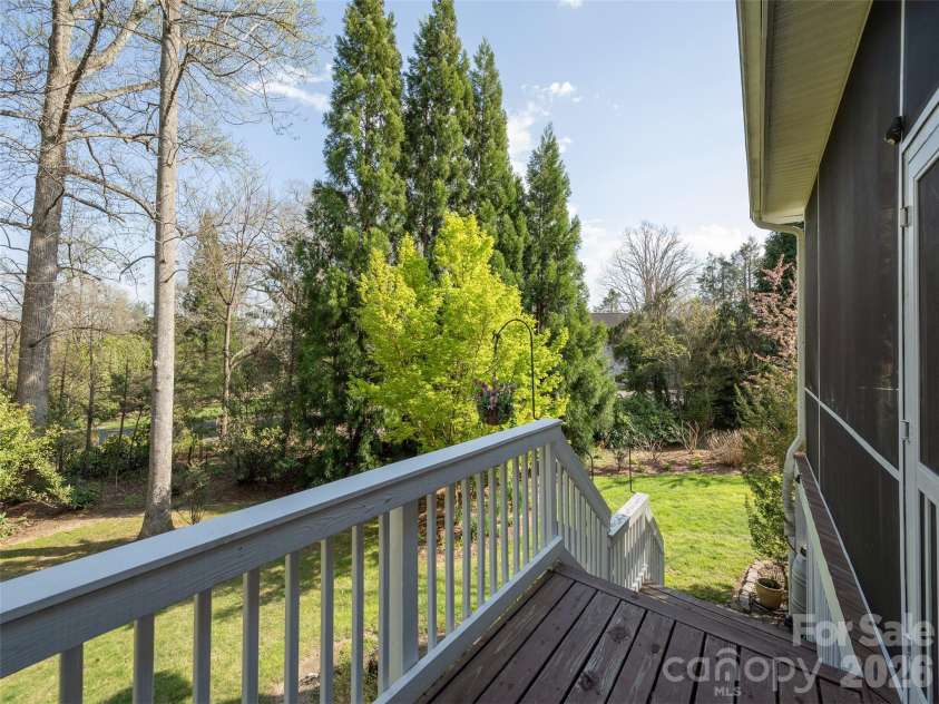 83 Towne Place Drive, Hendersonville, NC 28792.  MLS# CAR4365418, YatesRealty ID 52200. 