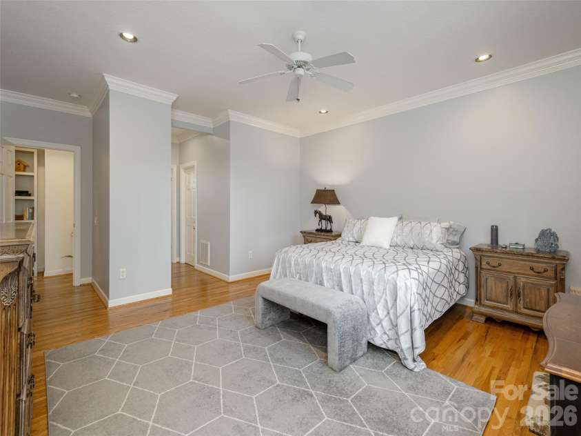 83 Towne Place Drive, Hendersonville, NC 28792.  MLS# CAR4365418, YatesRealty ID 52200. 