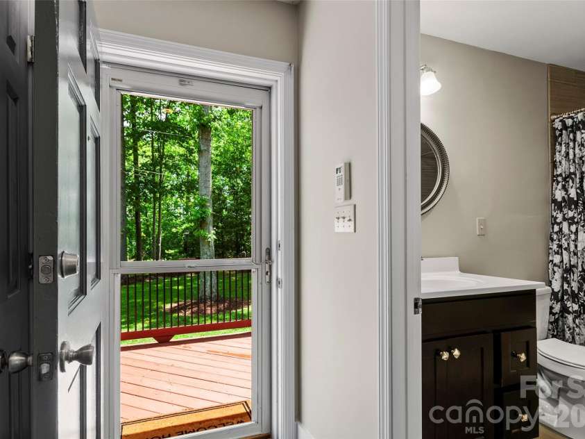 82 Sunburst Drive, Waynesville, NC 28786.  MLS# CAR4401494, YatesRealty ID 52202. 