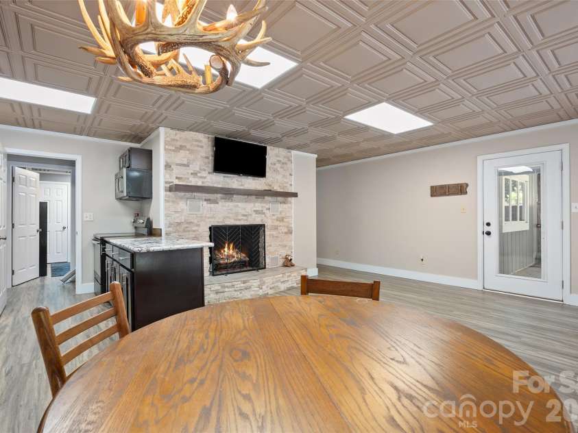 82 Sunburst Drive, Waynesville, NC 28786.  MLS# CAR4401494, YatesRealty ID 52202. 