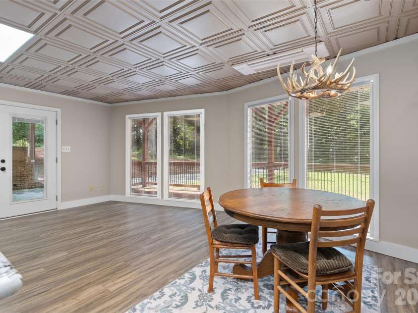 82 Sunburst Drive, Waynesville, NC 28786.  MLS# CAR4401494, YatesRealty ID 52202. 