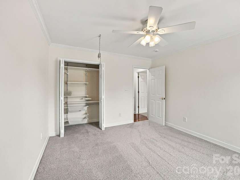 1829 Kenmore Drive, Statesville, NC 28625.  MLS# CAR4426962, YatesRealty ID 52207. 
