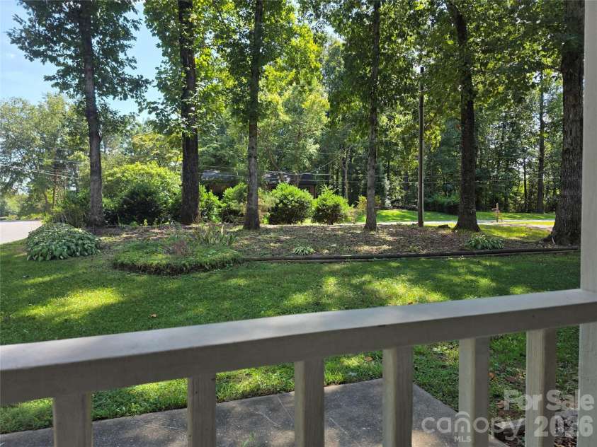 1190 Landsdowne Drive, Conover, NC 28613.  MLS# CAR4426803, YatesRealty ID 52208. 
