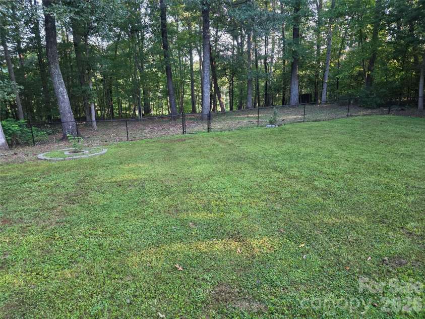 1190 Landsdowne Drive, Conover, NC 28613.  MLS# CAR4426803, YatesRealty ID 52208. 