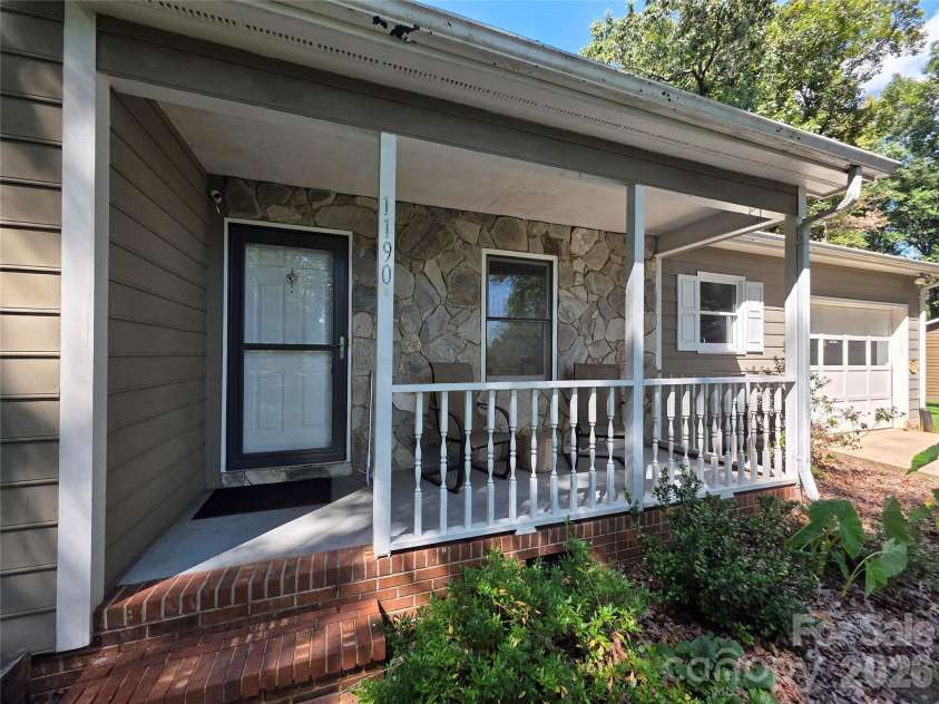 1190 Landsdowne Drive, Conover, NC 28613.  MLS# CAR4426803, YatesRealty ID 52208. 
