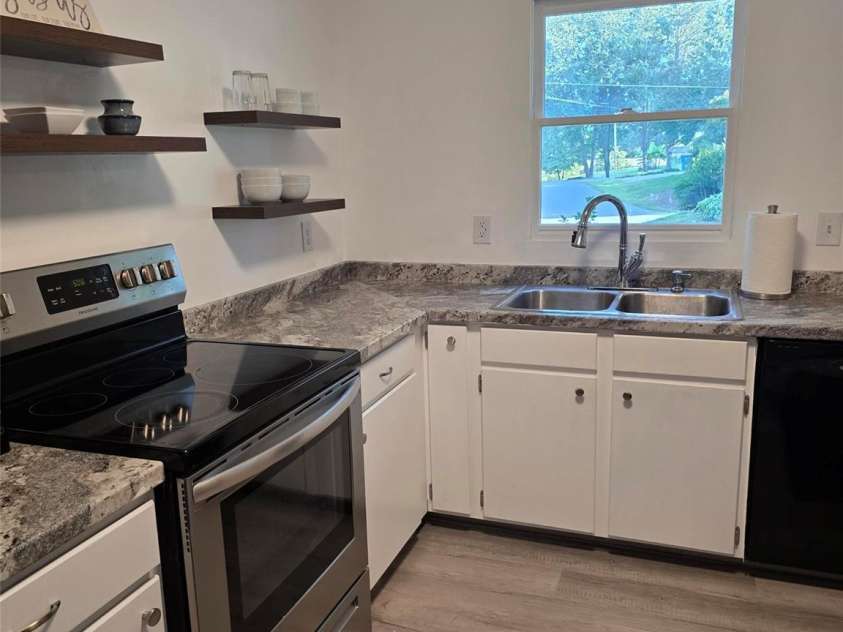 1190 Landsdowne Drive, Conover, NC 28613.  MLS# CAR4426803, YatesRealty ID 52208. 