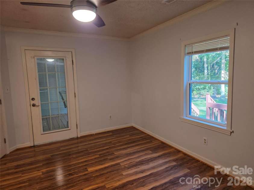 1190 Landsdowne Drive, Conover, NC 28613.  MLS# CAR4426803, YatesRealty ID 52208. 
