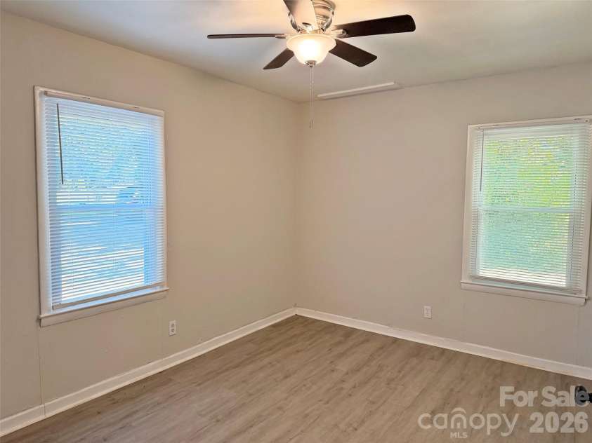 412 Oates Street, Rock Hill, SC 29730.  MLS# CAR4426972, YatesRealty ID 52210. 