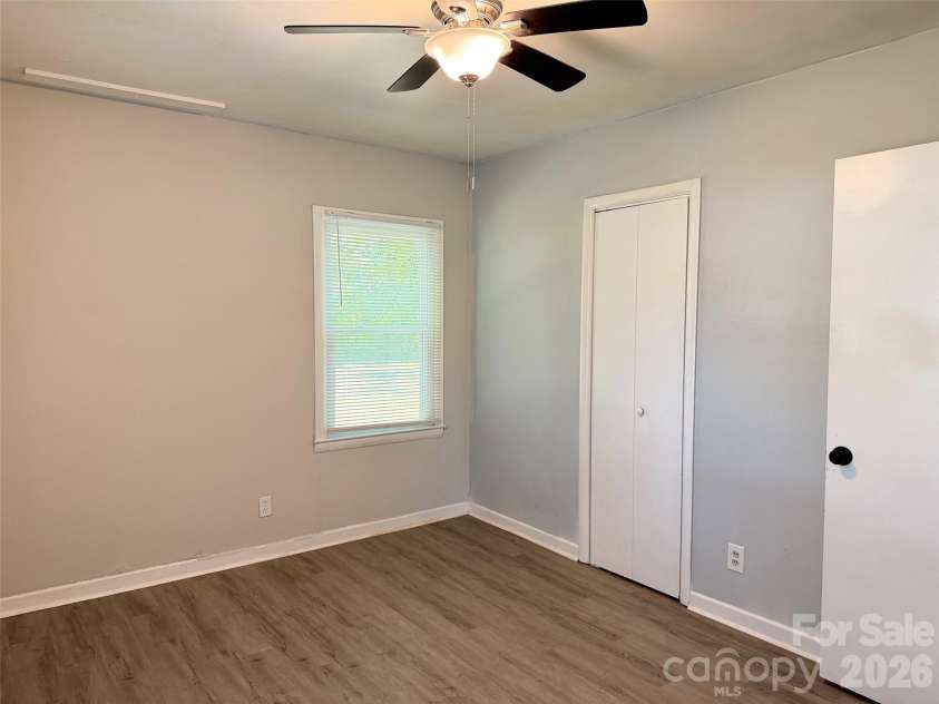 412 Oates Street, Rock Hill, SC 29730.  MLS# CAR4426972, YatesRealty ID 52210. 