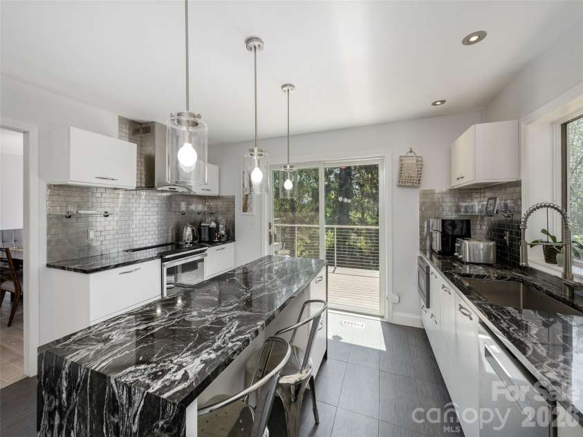 30 Fairway Drive, Etowah, NC 28729.  MLS# CAR4426945, YatesRealty ID 52211. 