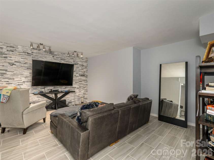 30 Fairway Drive, Etowah, NC 28729.  MLS# CAR4426945, YatesRealty ID 52211. 
