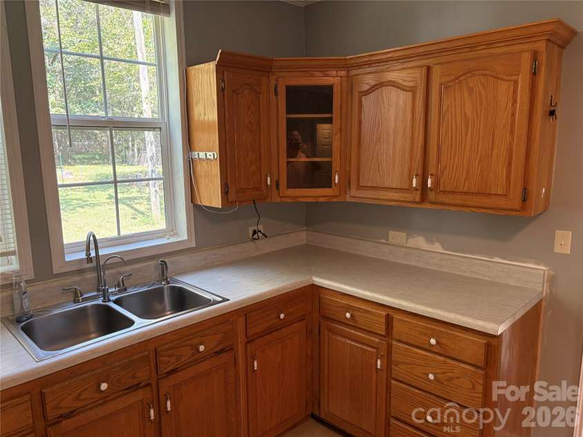 37 Sixth Street, York, SC 29745.  MLS# CAR4426335, YatesRealty ID 52212. 