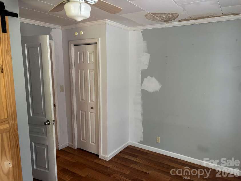 37 Sixth Street, York, SC 29745.  MLS# CAR4426335, YatesRealty ID 52212. 
