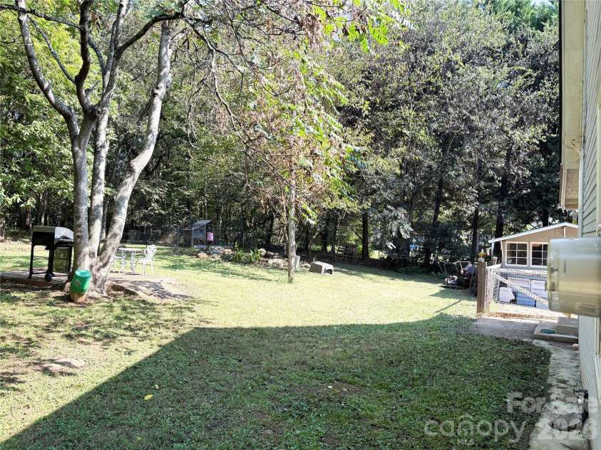 37 Sixth Street, York, SC 29745.  MLS# CAR4426335, YatesRealty ID 52212. 