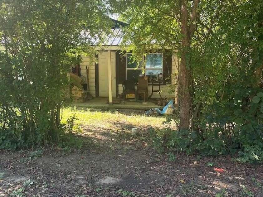 621 Johns Lane, Gastonia, NC 28052.  MLS# CAR4426931, YatesRealty ID 52213. 