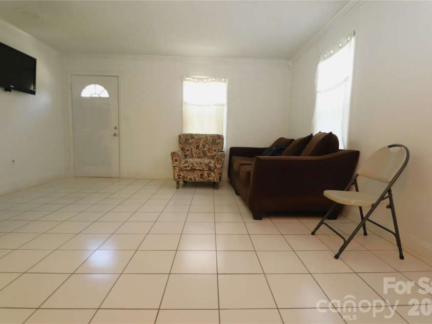 9821 Garth Wood Road, Charlotte, NC 28273.  MLS# CAR4424614, YatesRealty ID 52214. 