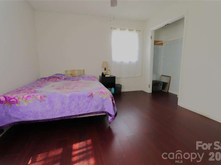 9821 Garth Wood Road, Charlotte, NC 28273.  MLS# CAR4424614, YatesRealty ID 52214. 
