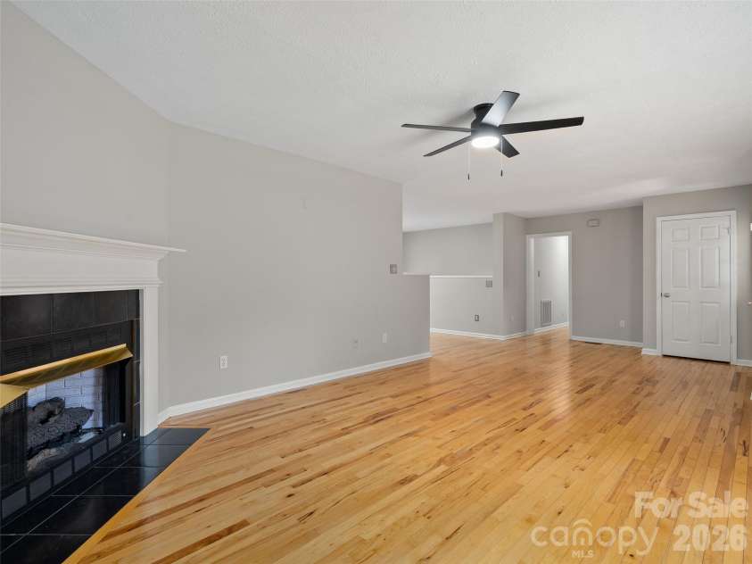 126 Ridgeline Road, Clyde, NC 28721.  MLS# CAR4427000, YatesRealty ID 52217. 
