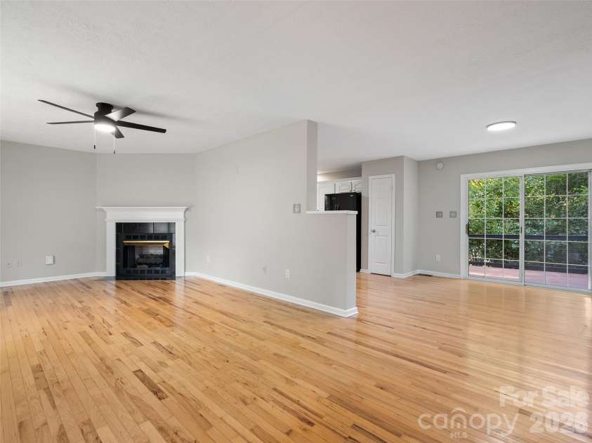 126 Ridgeline Road, Clyde, NC 28721.  MLS# CAR4427000, YatesRealty ID 52217. 
