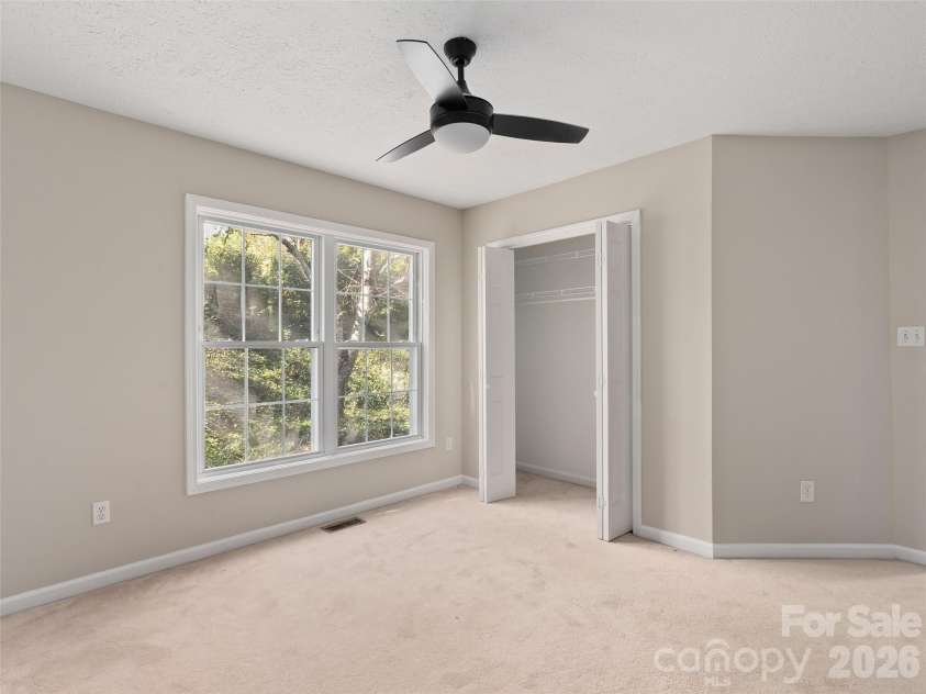 126 Ridgeline Road, Clyde, NC 28721.  MLS# CAR4427000, YatesRealty ID 52217. 