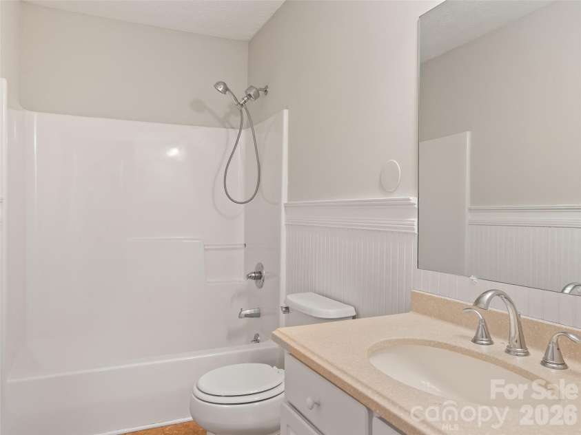 126 Ridgeline Road, Clyde, NC 28721.  MLS# CAR4427000, YatesRealty ID 52217. 