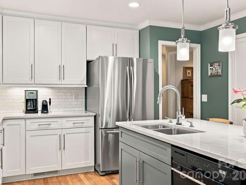 104 Buckingham Place, Salisbury, NC 28144.  MLS# CAR4427022, YatesRealty ID 52218. 