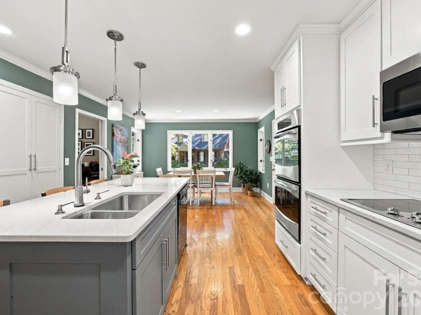 104 Buckingham Place, Salisbury, NC 28144.  MLS# CAR4427022, YatesRealty ID 52218. 