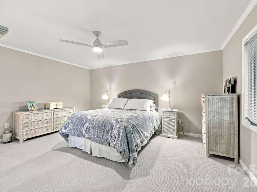 104 Buckingham Place, Salisbury, NC 28144.  MLS# CAR4427022, YatesRealty ID 52218. 