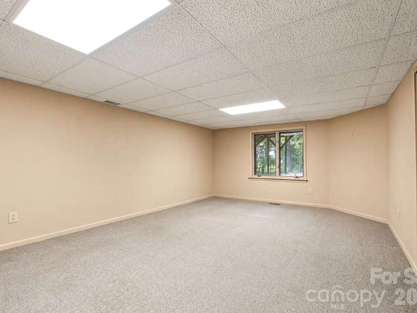 104 Buckingham Place, Salisbury, NC 28144.  MLS# CAR4427022, YatesRealty ID 52218. 