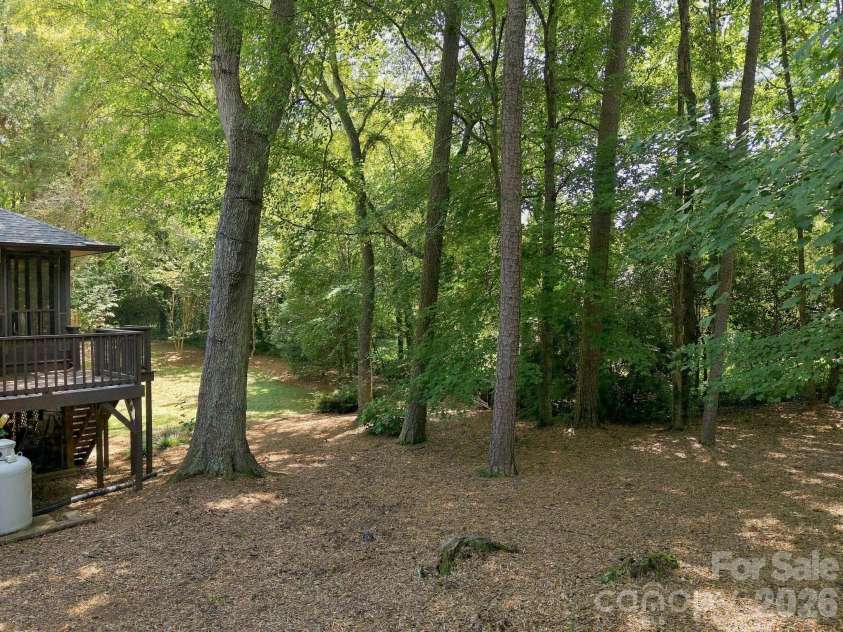 104 Buckingham Place, Salisbury, NC 28144.  MLS# CAR4427022, YatesRealty ID 52218. 