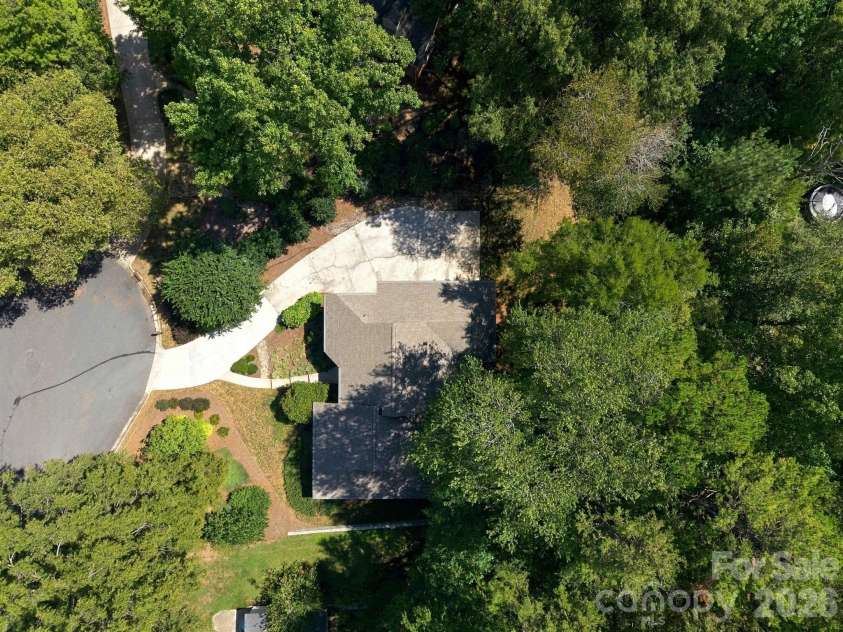 104 Buckingham Place, Salisbury, NC 28144.  MLS# CAR4427022, YatesRealty ID 52218. 
